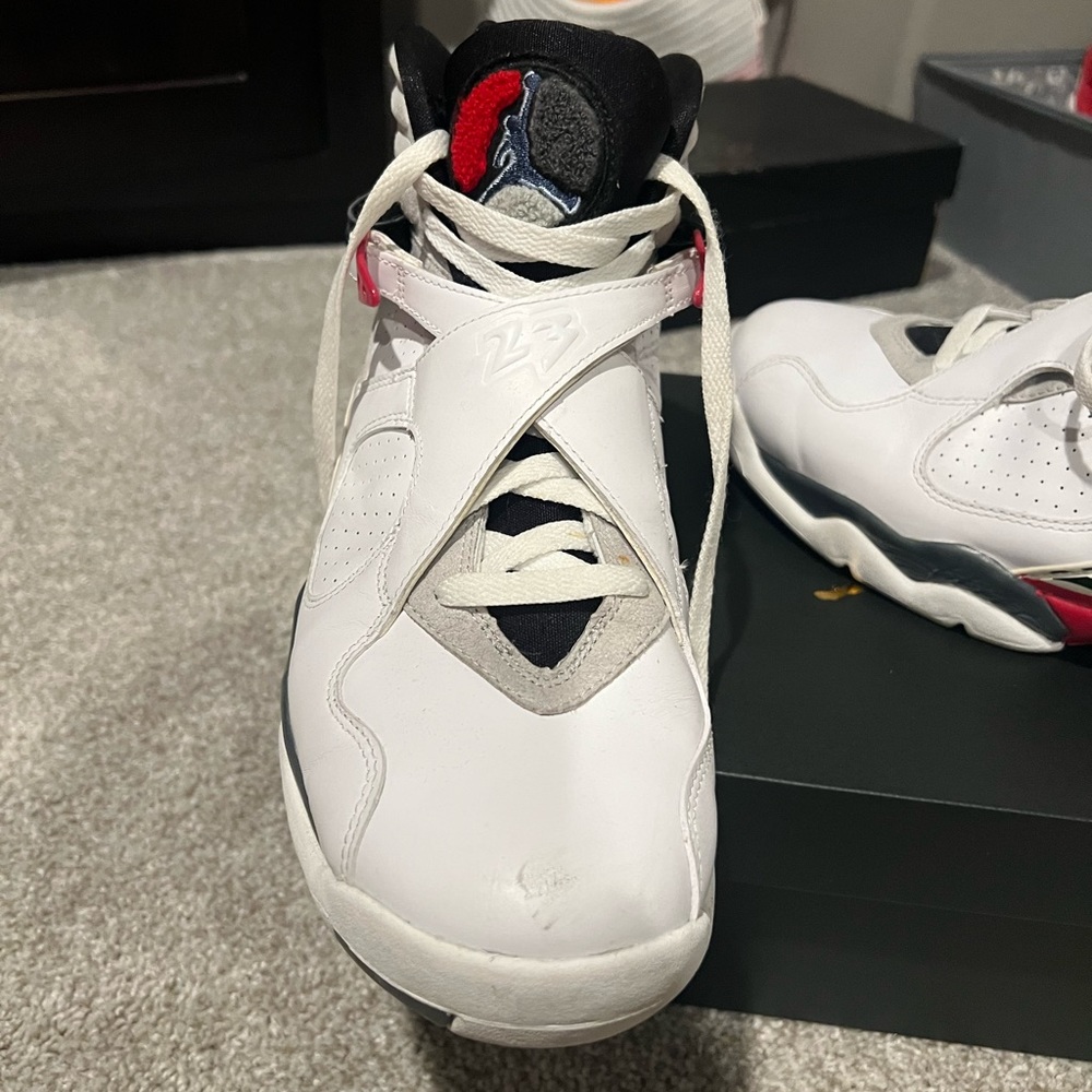 2012 Jordan 8 bugs bunny. 100% authentic purchased from Nike retailer.
